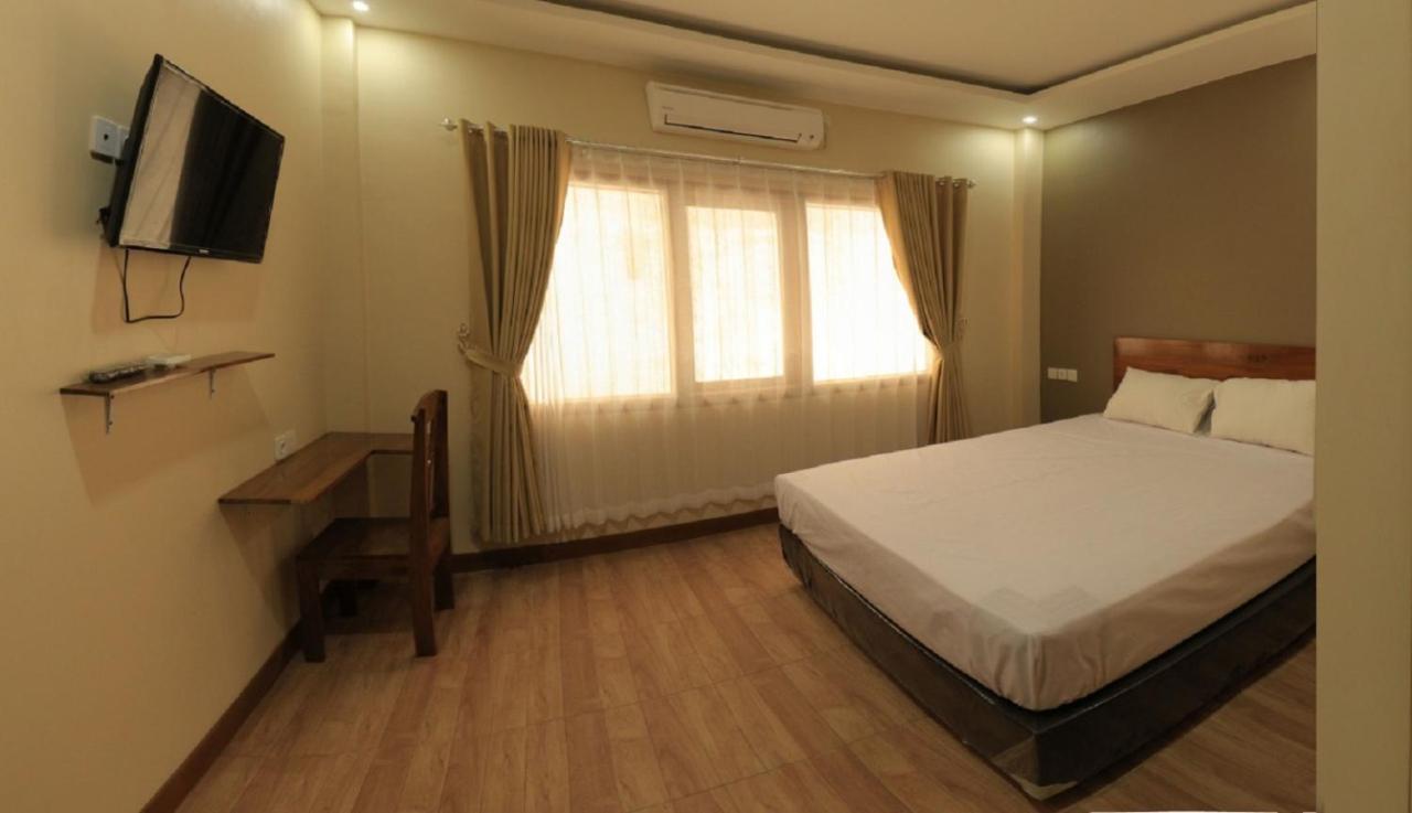 Bluefire Homestay Syariah Banyuwangi  Exterior photo