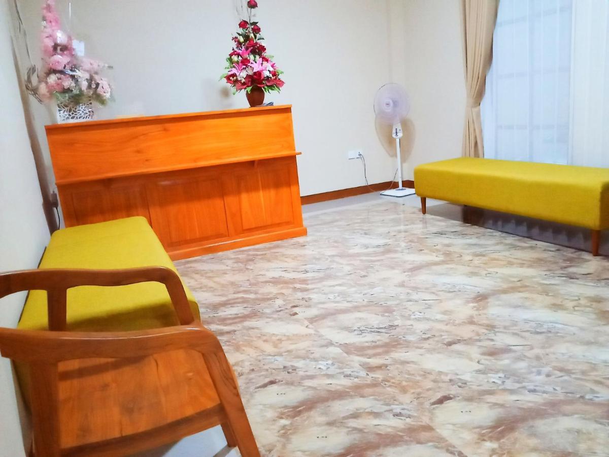 Bluefire Homestay Syariah Banyuwangi  Exterior photo